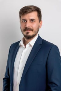 Mihai Firulescu și parcursul său de formare în carieră